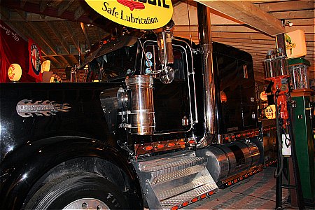 KENWORTH RIG - click to enlarge